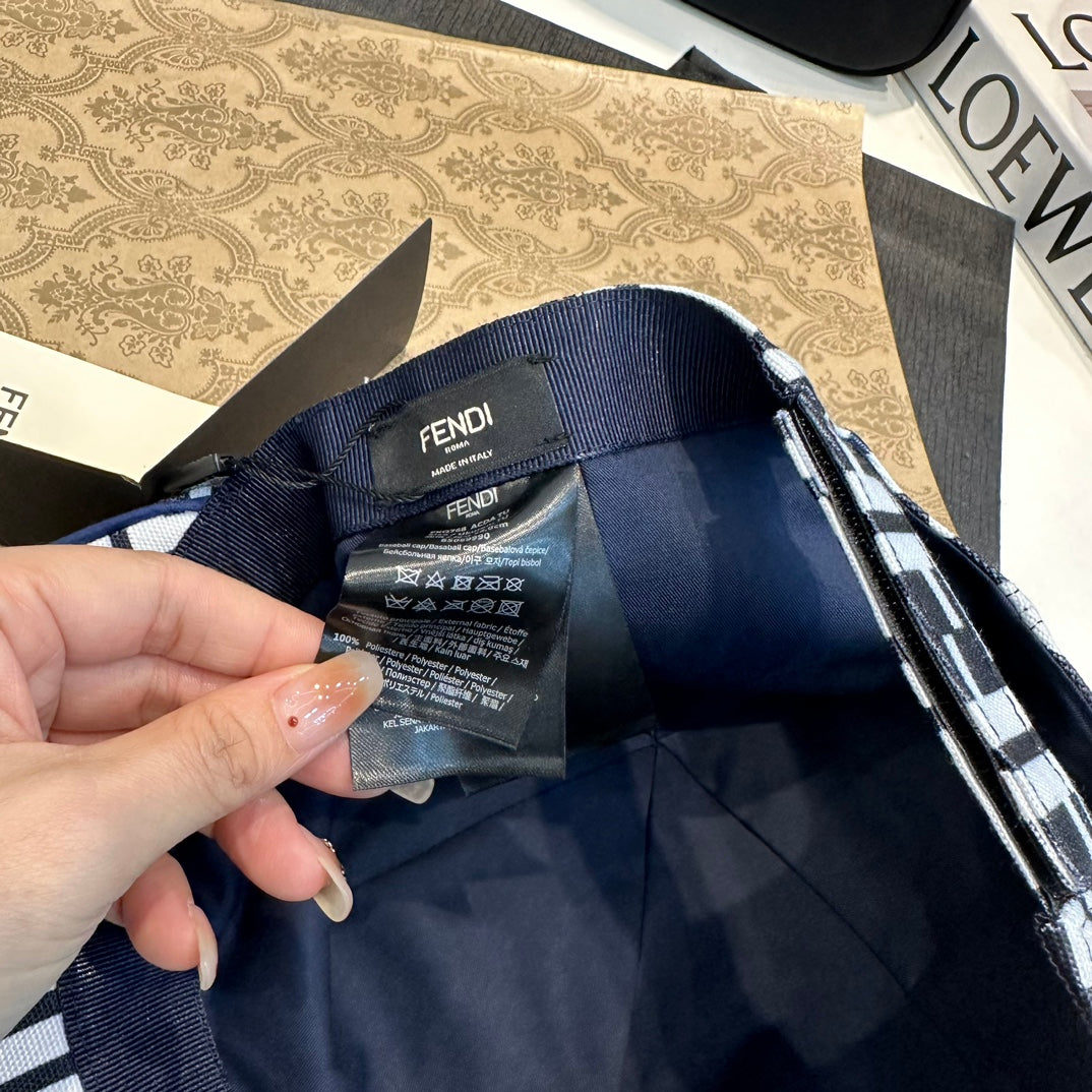 Fendi Blanche et Noir