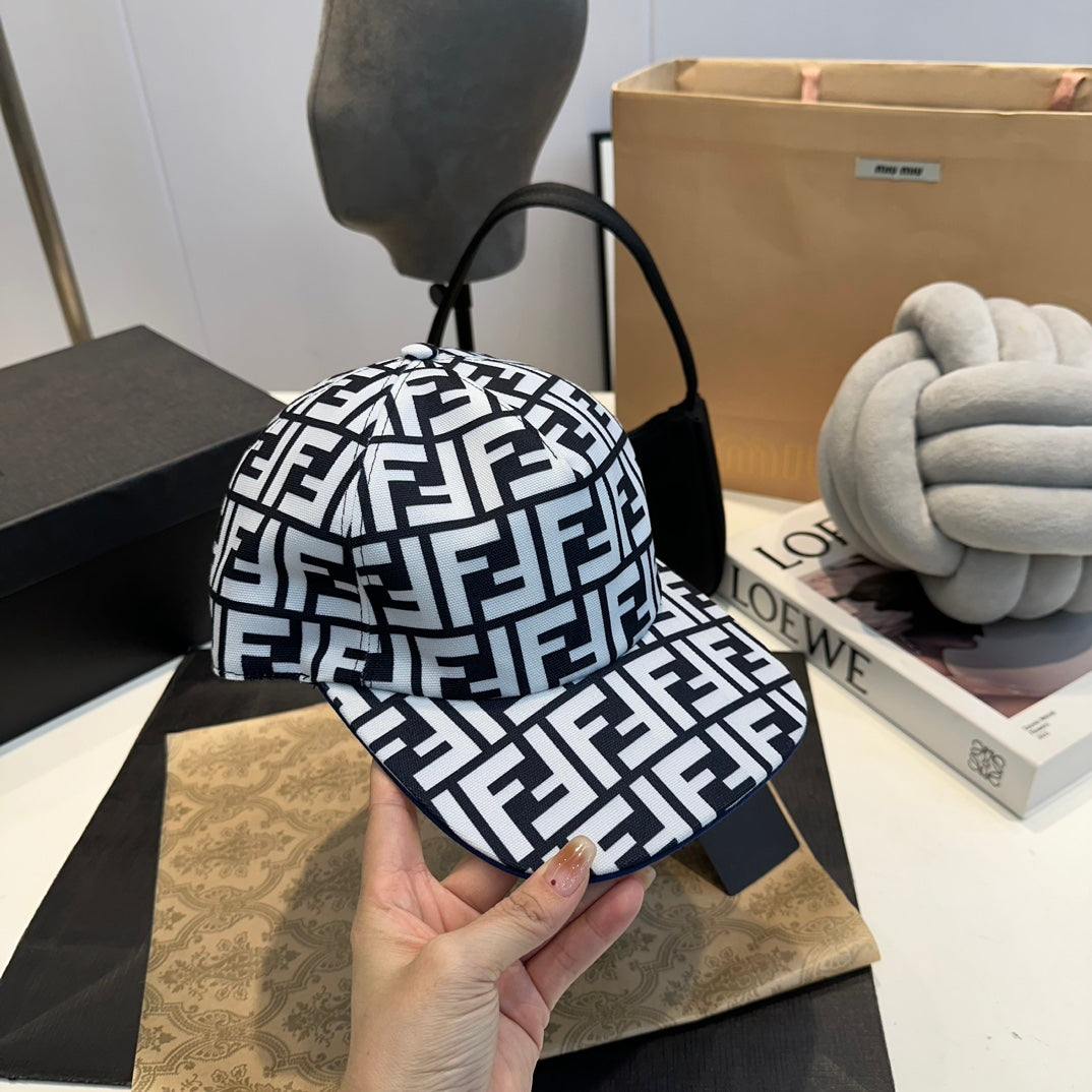 Fendi Blanche et Noir