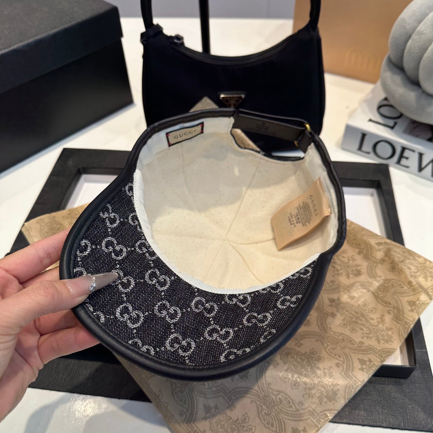 GUCCI NIAKS