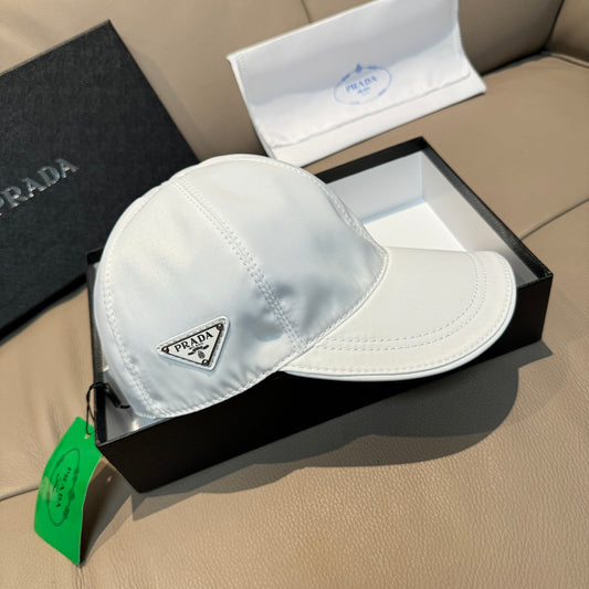 Prada Blanche