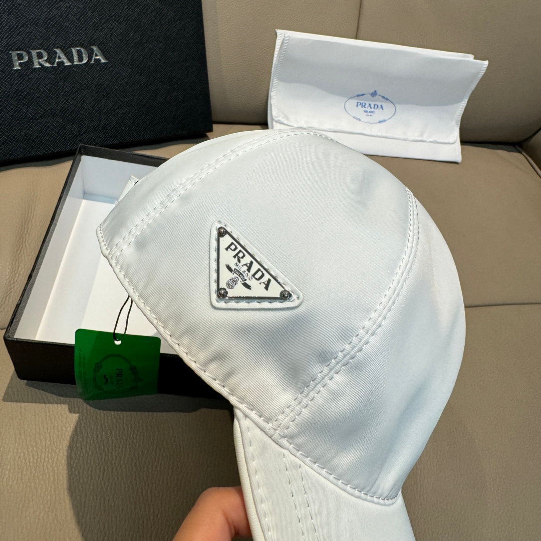 Prada Blanche